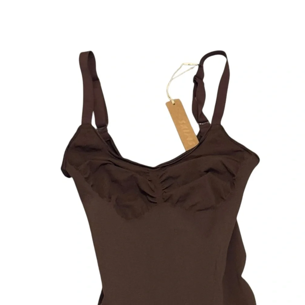 New Seamless Sculpt Mid Thigh Bodysuit | Skims L